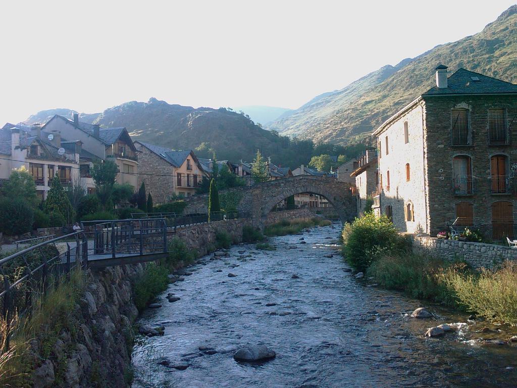 Apartmentsuitespain Baqueira Jardin Esterri d'Àneu Room photo