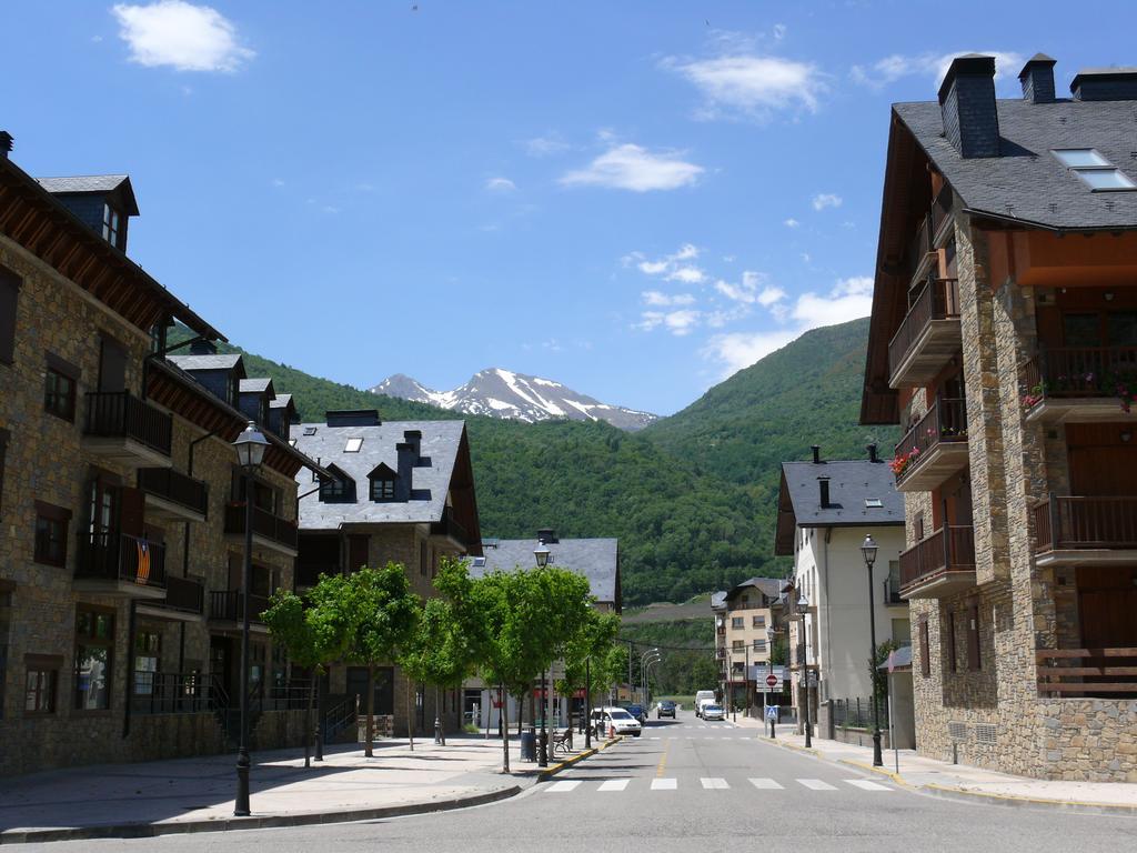 Apartmentsuitespain Baqueira Jardin Esterri d'Àneu Room photo