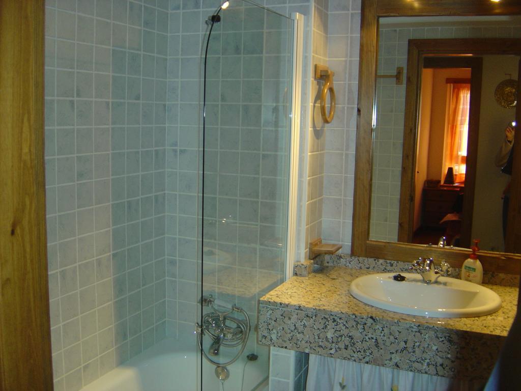 Apartmentsuitespain Baqueira Jardin Esterri d'Àneu Room photo