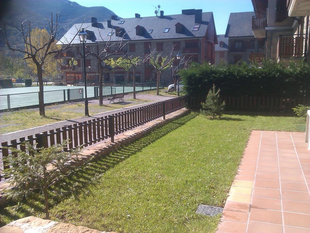 Apartmentsuitespain Baqueira Jardin Esterri d'Àneu Room photo